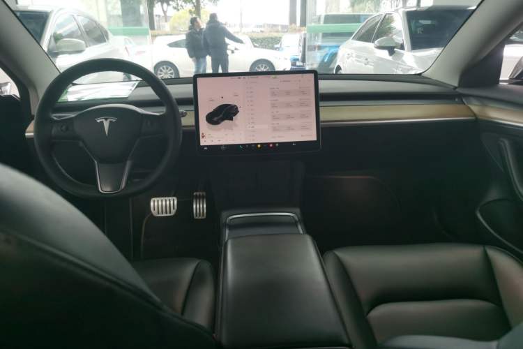 Used Tesla Model 3 2022 Performance High-Performance All-Wheel-Drive Version Center Console