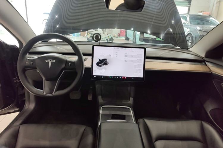 Used Tesla Model 3 2022 Rear-Wheel-Drive Version Center Console