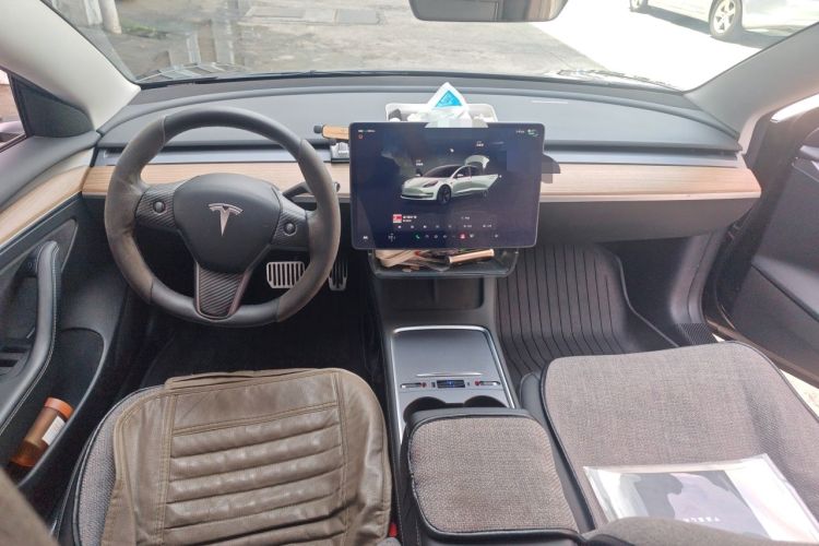 Used Tesla Model 3 2022 Rear-Wheel-Drive Version Center Console