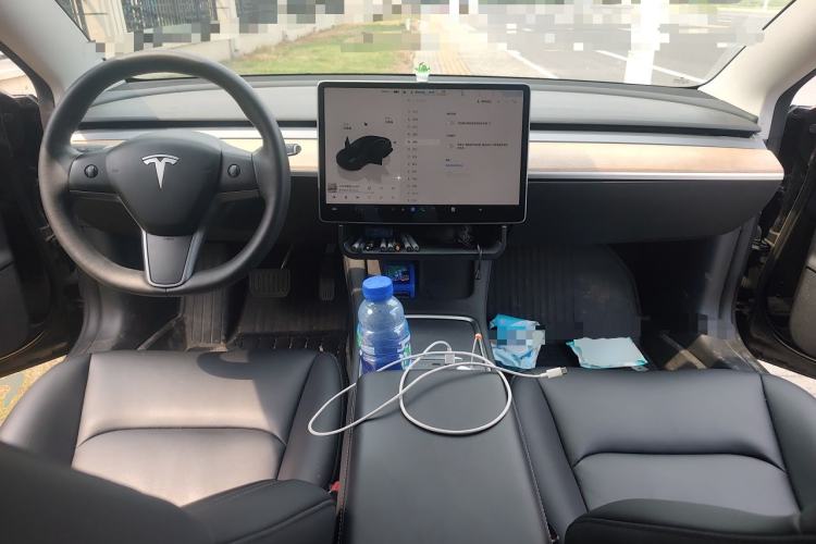 Used Tesla Model 3 2022 Rear-Wheel-Drive Version Center Console