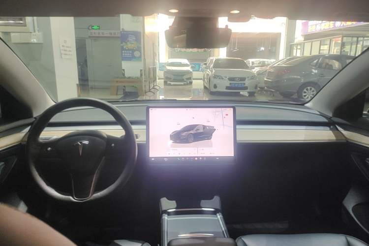 Used Tesla Model 3 2022 Rear-Wheel-Drive Version Center Console