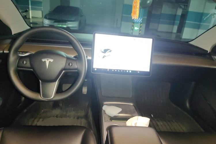 Used Tesla Model 3 2022 Rear-Wheel-Drive Version Center Console