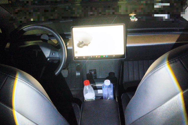 Used Tesla Model 3 2022 Rear-Wheel-Drive Version Center Console