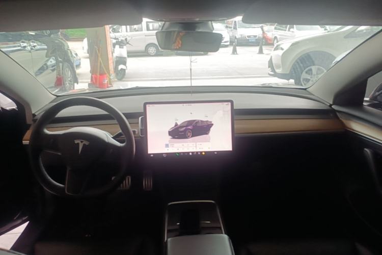 Used Tesla Model 3 2022 Performance High-Performance All-Wheel-Drive Version Center Console