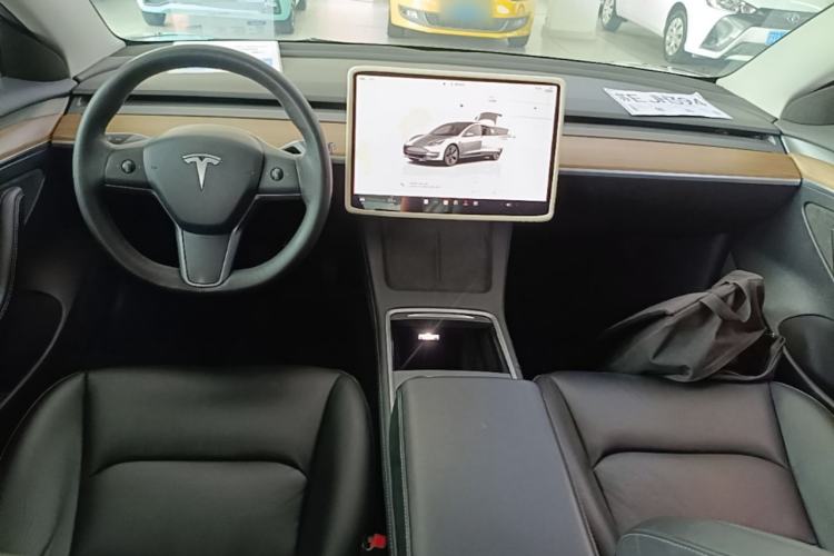 Used Tesla Model 3 2022 Rear-Wheel-Drive Version Center Console