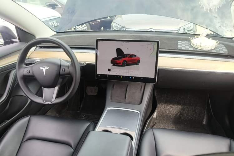 Used Tesla Model 3 2022 Rear-Wheel-Drive Version Center Console