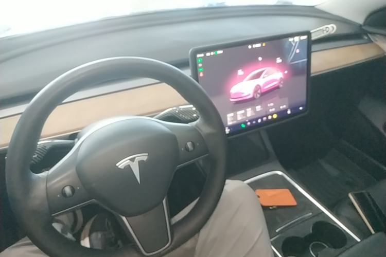 Used Tesla Model 3 2022 Rear-Wheel-Drive Version Center Console