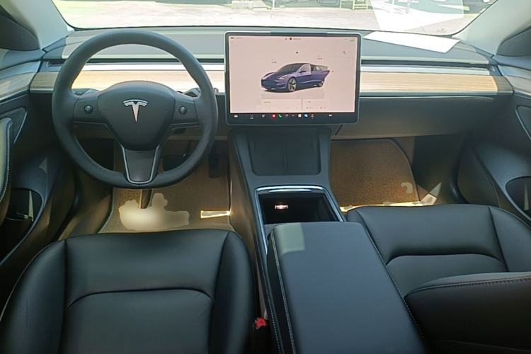 Used Tesla Model 3 2022 Rear-Wheel-Drive Version Center Console