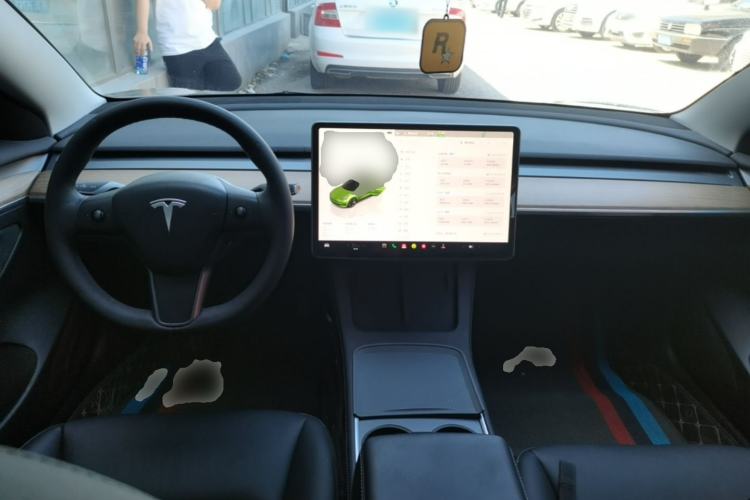 Used Tesla Model 3 2022 Rear-Wheel-Drive Version Center Console
