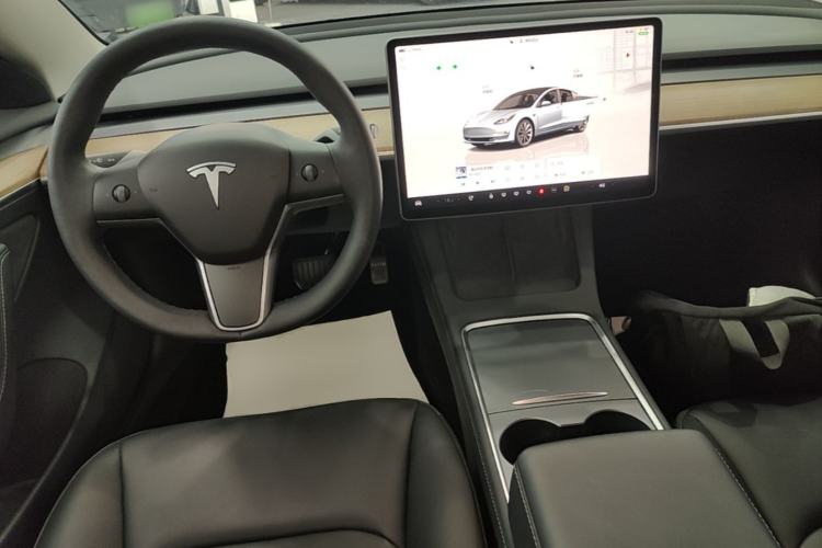 Used Tesla Model 3 2022 Rear-Wheel-Drive Version Center Console