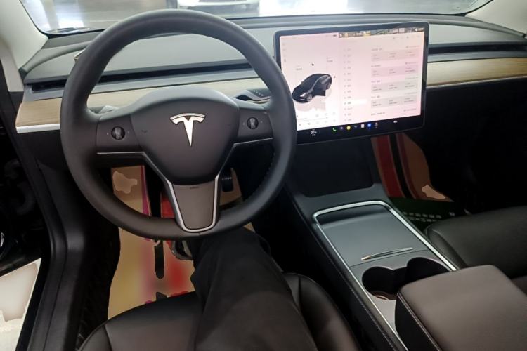 Used Tesla Model 3 2022 Rear-Wheel-Drive Version Center Console