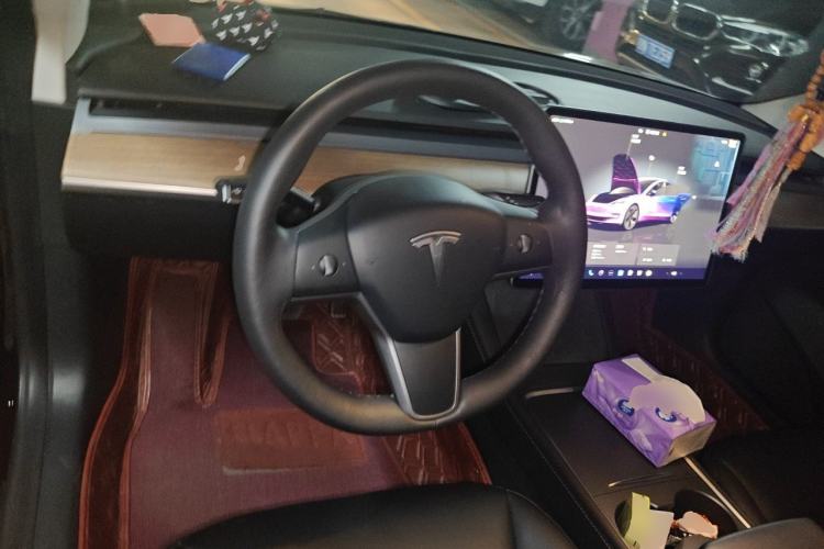 Used Tesla Model 3 2022 Rear-Wheel-Drive Version Center Console