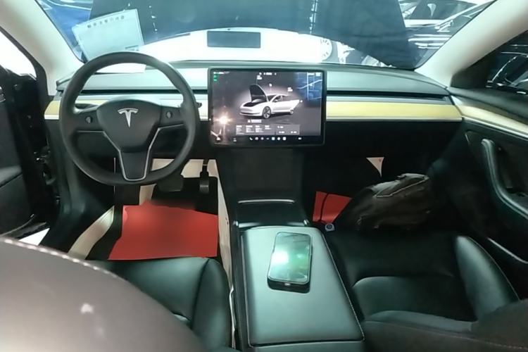 Used Tesla Model 3 2022 Rear-Wheel-Drive Version Center Console