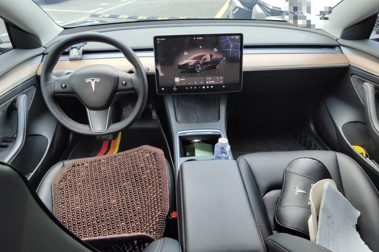 Used Tesla Model 3 2022 Rear-Wheel-Drive Version Center Console