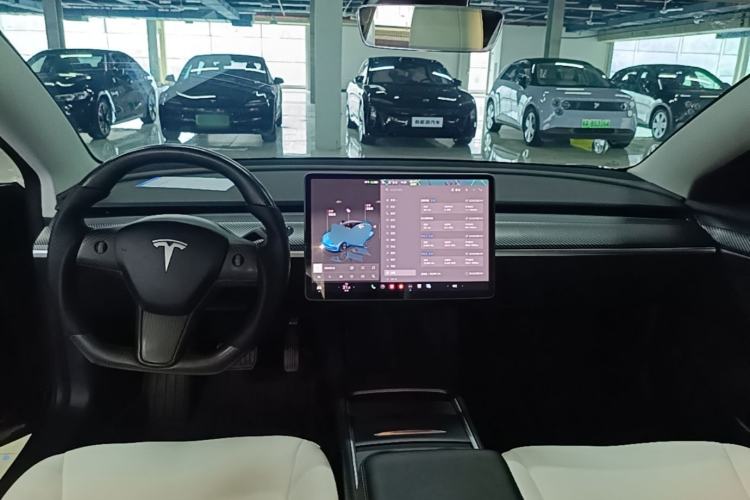 Used Tesla Model 3 2022 Rear-Wheel-Drive Version Center Console