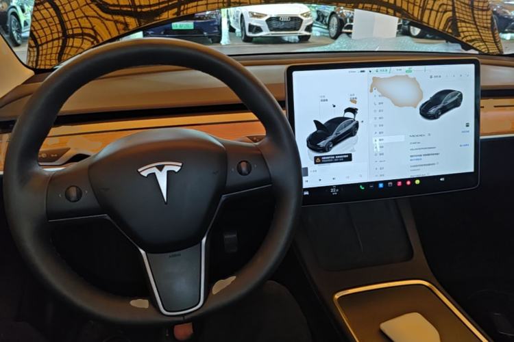 Used Tesla Model 3 2022 Rear-Wheel-Drive Version Center Console