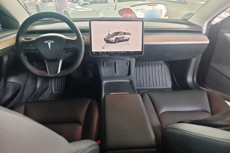 Used Tesla Model 3 2022 Rear-Wheel-Drive Version Center Console