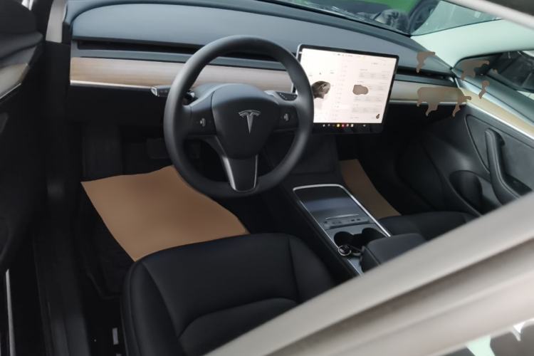 Used Tesla Model 3 2022 Rear-Wheel-Drive Version Center Console