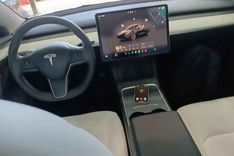 Used Tesla Model 3 2022 Rear-Wheel-Drive Version Center Console
