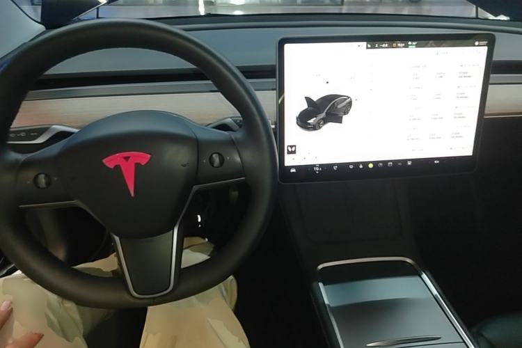 Used Tesla Model 3 2022 Rear-Wheel-Drive Version Center Console