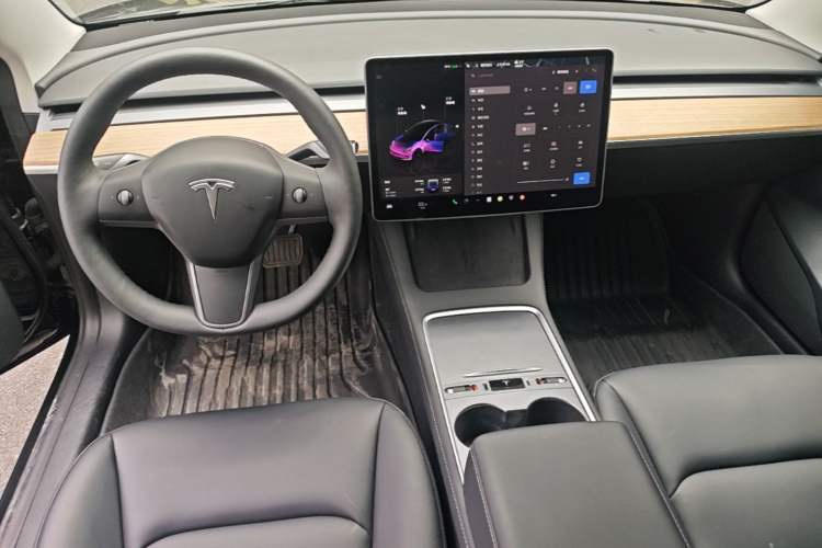 Used Tesla Model 3 2022 Rear-Wheel-Drive Version Center Console