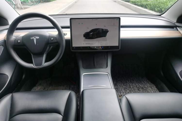 Used Tesla Model 3 2022 Rear-Wheel-Drive Version Center Console