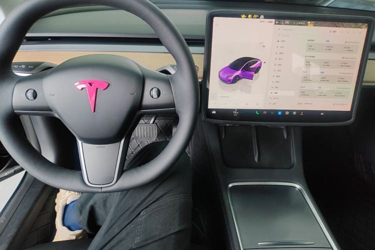 Used Tesla Model 3 2022 Rear-Wheel-Drive Version Center Console