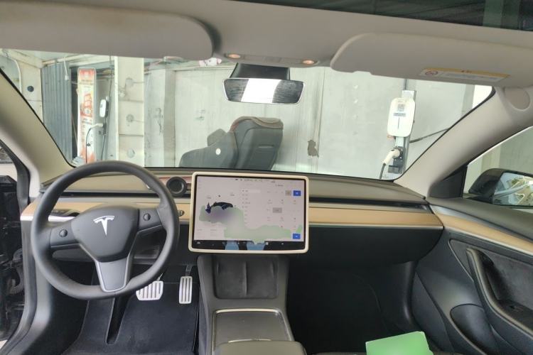 Used Tesla Model 3 2022 Performance High-Performance All-Wheel-Drive Version Center Console