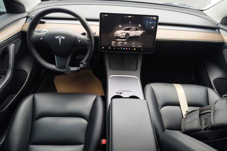 Used Tesla Model 3 2022 Rear-Wheel-Drive Version Center Console