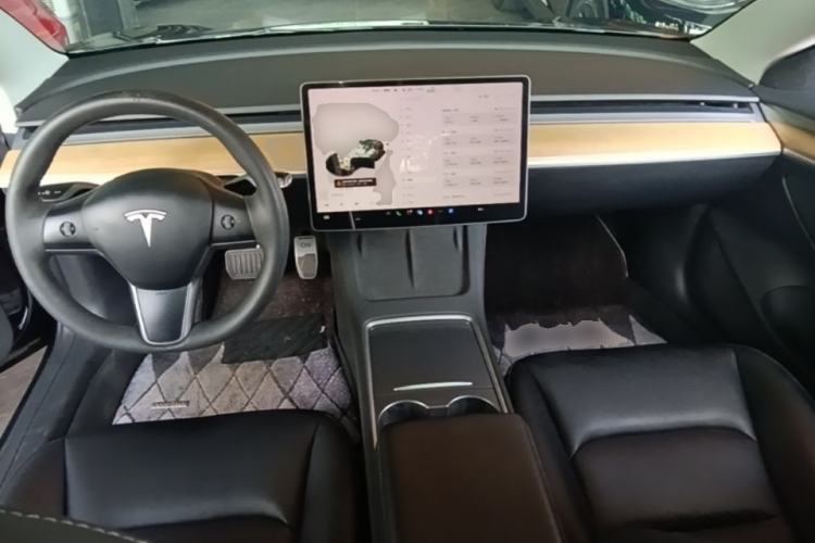 Used Tesla Model 3 2022 Rear-Wheel-Drive Version Center Console