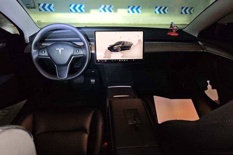 Used Tesla Model 3 2022 Rear-Wheel-Drive Version Center Console