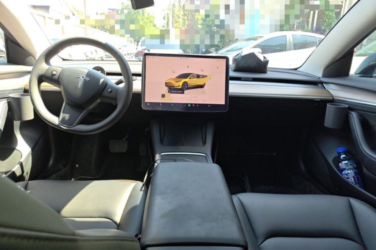 Used Tesla Model 3 2022 Rear-Wheel-Drive Version Center Console
