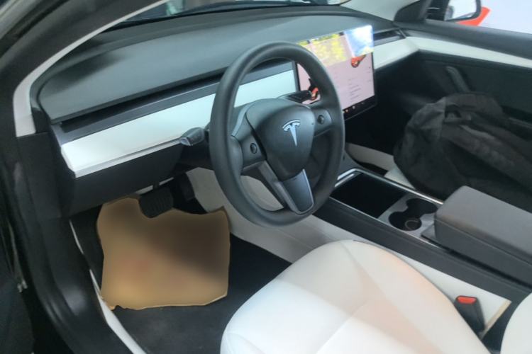 Used Tesla Model 3 2022 Rear-Wheel-Drive Version Center Console
