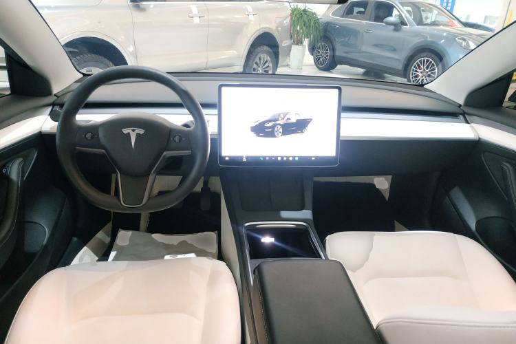 Used Tesla Model 3 2022 Rear-Wheel-Drive Version Center Console