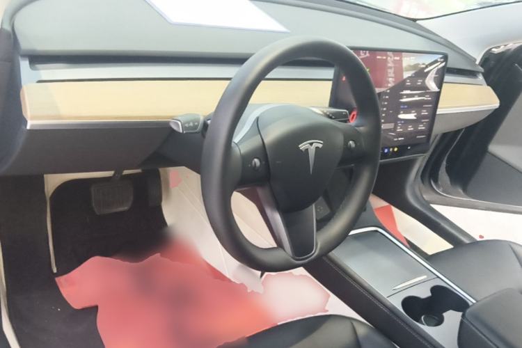 Used Tesla Model 3 2022 Rear-Wheel-Drive Version Center Console