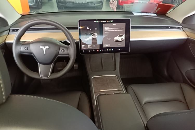 Used Tesla Model 3 2022 Rear-Wheel-Drive Version Center Console
