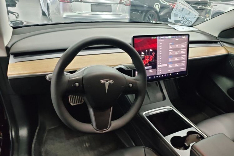 Used Tesla Model 3 2022 Rear-Wheel-Drive Version Center Console