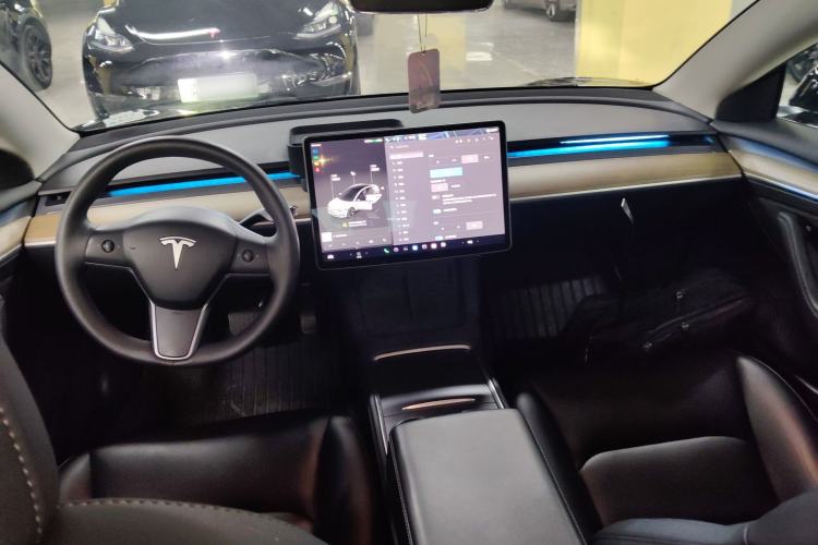 Used Tesla Model 3 2022 Rear-Wheel-Drive Version Center Console