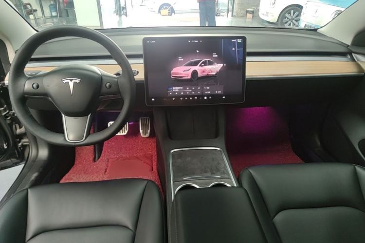 Used Tesla Model 3 2022 Rear-Wheel-Drive Version Center Console