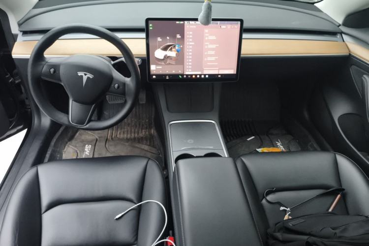 Used Tesla Model 3 2022 Rear-Wheel-Drive Version Center Console