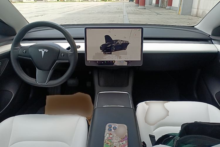 Used Tesla Model 3 2022 Rear-Wheel-Drive Version Center Console