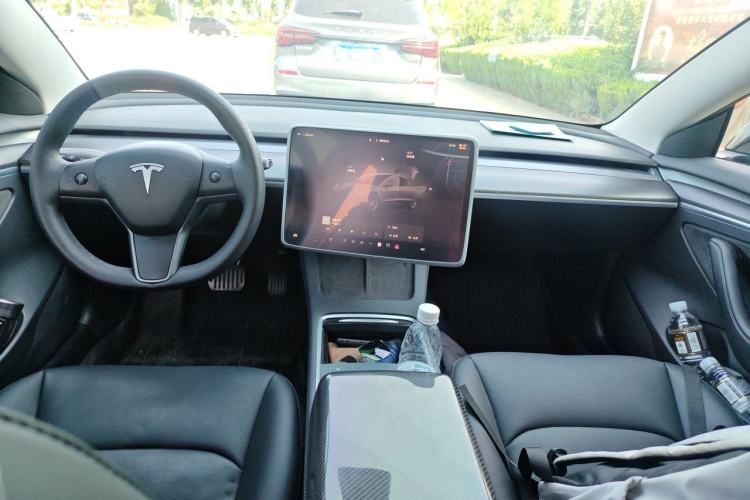 Used Tesla Model 3 2022 Rear-Wheel-Drive Version Center Console