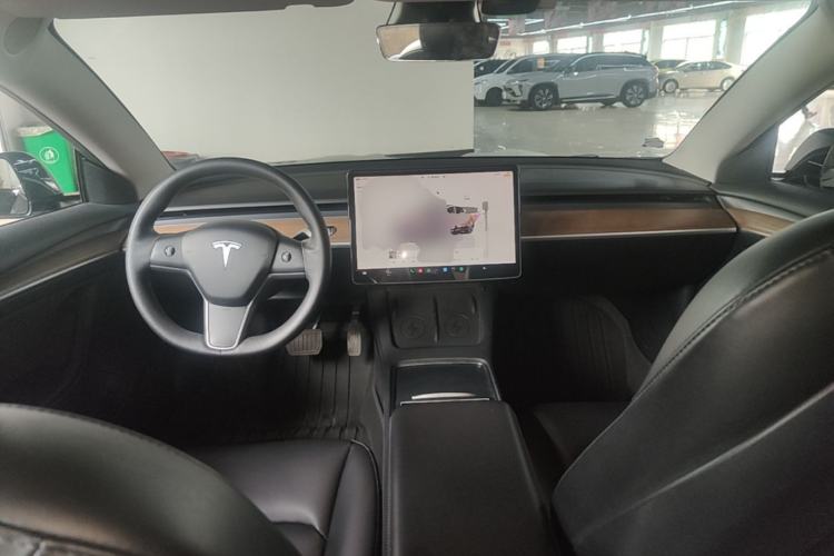 Used Tesla Model 3 2022 Rear-Wheel-Drive Version Center Console