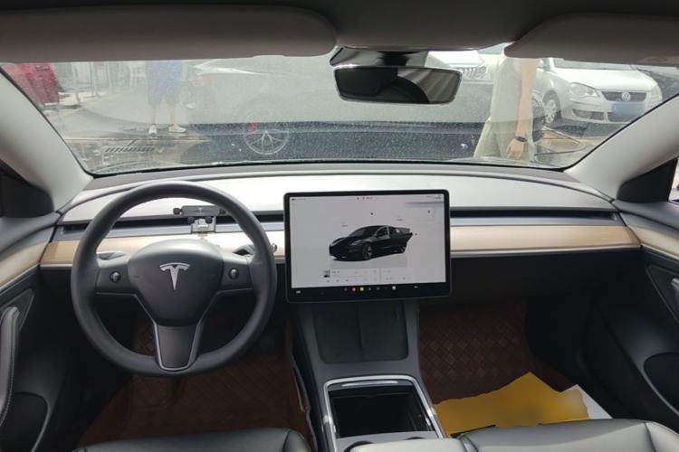 Used Tesla Model 3 2022 Rear-Wheel-Drive Version Center Console