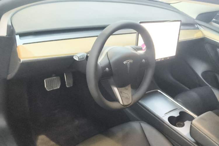 Used Tesla Model 3 2022 Rear-Wheel-Drive Version Center Console