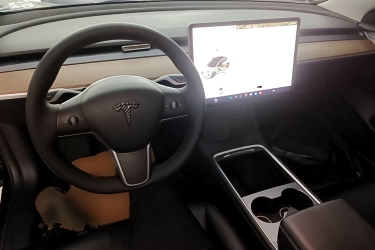 Used Tesla Model 3 2022 Rear-Wheel-Drive Version Center Console