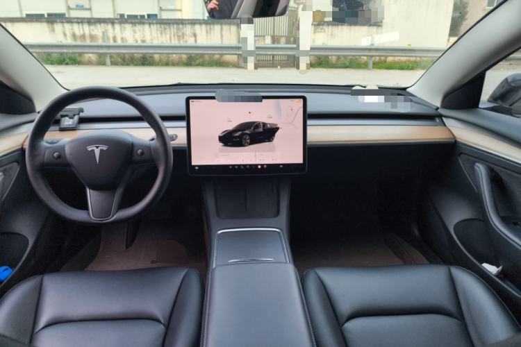 Used Tesla Model 3 2022 Rear-Wheel-Drive Version Center Console