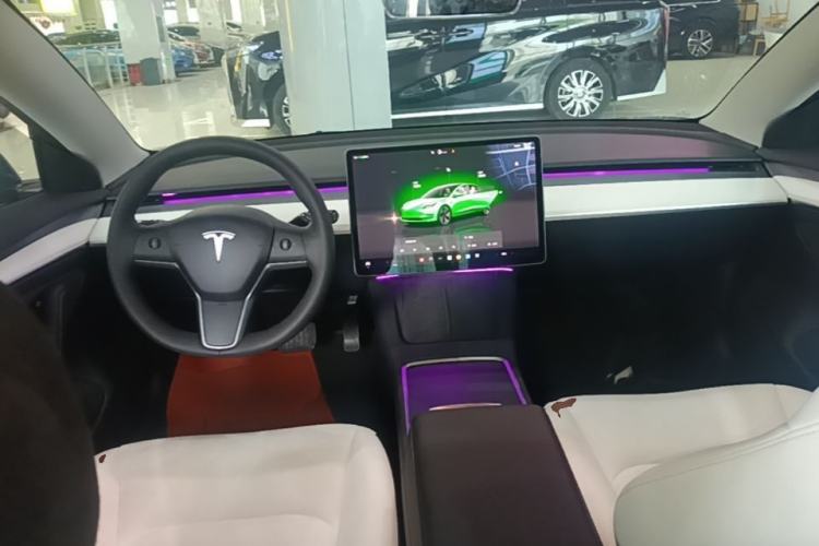 Used Tesla Model 3 2022 Rear-Wheel-Drive Version Center Console