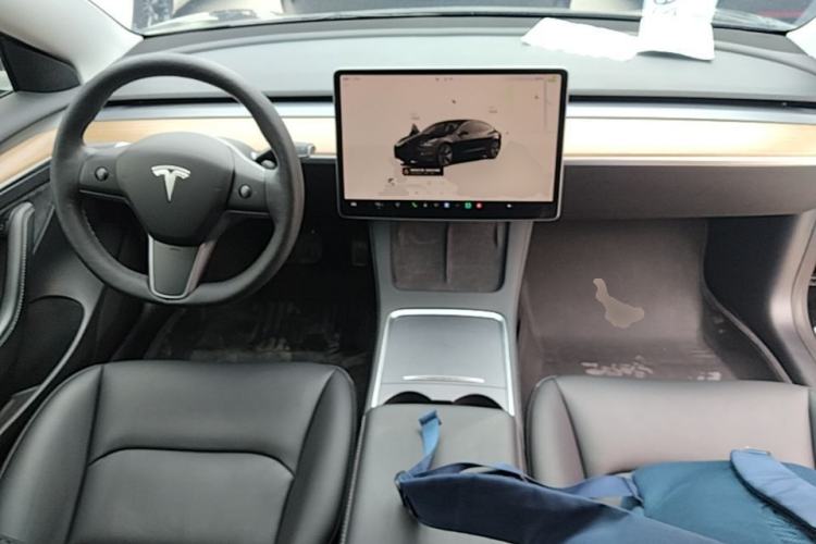 Used Tesla Model 3 2022 Rear-Wheel-Drive Version Center Console