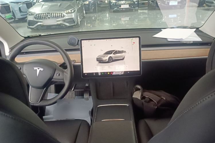 Used Tesla Model 3 2022 Rear-Wheel-Drive Version Center Console